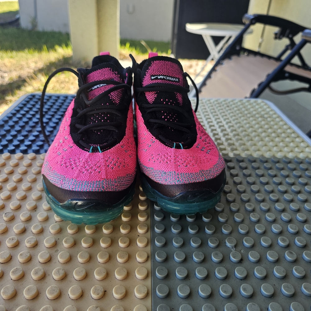 Size 8 Women's - Nike Air VaporMax 2023 Flyknit Miami Nights - Picture 5 of 7